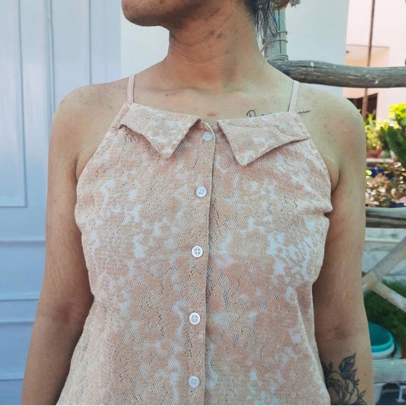 SOLD ❌ Peach Strappy Shirt Top - Picture 2 of 3